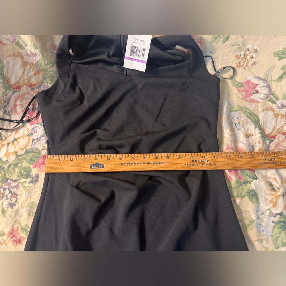 Elegant Black Sleeveless Mini Dress - Picture 7 of 12